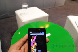 Archos 45 Titanium Hands On