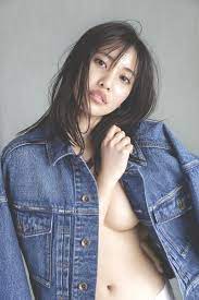 エロいフェラしそうな口元と巨乳のエロス！佐野ひなこちゃん画像！ : 清楚系ビッチのエロ画像・動画ブログ
