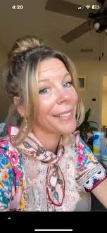 ✨ If you're seeing this, here's your reminder to breathe, smile, and trust  that God's got the part you can't control. Drop a 💛below if you needed  this and tag someone to