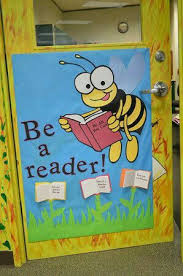 Pin By Tracy Tang On Educational Bee Classroom Bee Themed Classroom School Library Displays