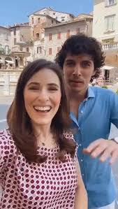 Diana del bufalo e francesca chillemi sono molto amiche le due bravissime e bellissime attrici si sono conosciute sul set della fiction che dio ci aiuti, ma con il passare del tempo sono diventate davvero amiche. Visit Assisi Seguite Il Consiglio Di Diana Del Bufalo E