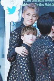 That Height Difference Tho Look At Woozi And He S About 20 Cm Taller Than Me Seventeen Kpop Woozi Seventeen Woozi