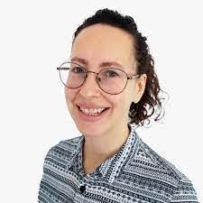 Emily Routh's Instagram, Twitter & Facebook