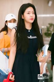 Red velvet's yeri recently did a photo shoot with the magazine arena homme plus. Netizen Buzz Yeri And Irene Look Casual At The Airport