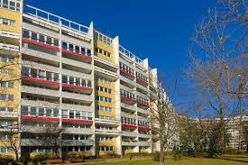 Gerade studenten suchen nach einer wohnung in berlin friedrichshain, da. 2 Zimmer Wohnung Zu Vermieten Platz Der Vereinten Nationen 32 10249 Berlin Friedrichshain Friedrichshain Mapio Net