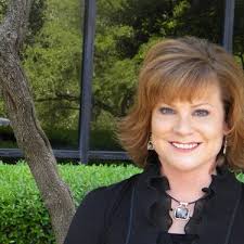 Carrie Fortner's Instagram, Twitter & Facebook