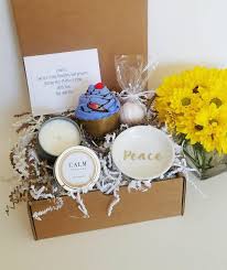 The box includes savory treats to make anyone feel good and there's even a sympathy card. Sympathy Gift Box Loss Of Loved One Gift Basket Cheer Up Etsy Cheer Up Gifts Sympathy Gifts Sympathy Gift Baskets
