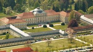 Wir Lieben Stuttgart 60 Studieren Im Schloss Hohenheim Nachrichten Schwarzwalder Bote