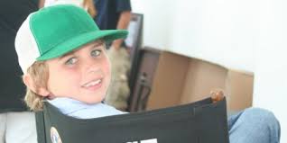 Celebrities with middle name: Damon