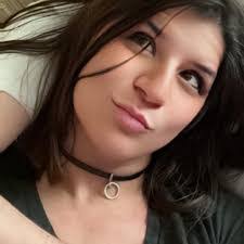 Nicole Deyo's Instagram, Twitter & Facebook