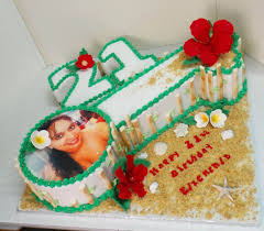 21st Birthday Cookie Cake Ideas 21st Key Shaped And Hawaii Themed Birthday Cake 21st Birthday Cakes Themed Birthday Cakes Number Birthday Cakes
