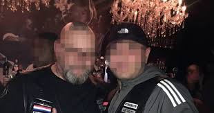 Bekir e telefon şakası başlıklı videoyu buradan izleyebilir ayrıca dilersen cihazına indirebilirsin. Rechter Vreesde Nieuw Misdrijf Van Bekir E