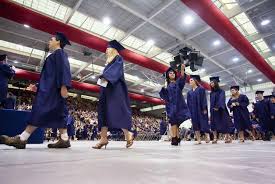 EHS graduates share memories during ceremony