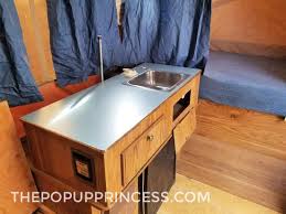 But the ingenious design means you'll never know it isn't. Diy Faux Marble Pop Up Camper Countertops The Pop Up Princess