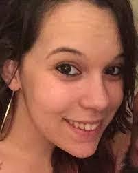 Leanne Tate's Instagram, Twitter & Facebook