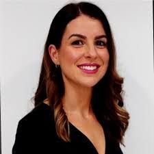 Jennie Spencer's Instagram, Twitter & Facebook