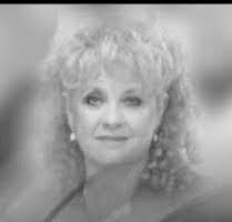 Lisa Grannis's Instagram, Twitter & Facebook