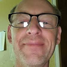 Just signed with a local agency in Arizona, Dani's agency. My fingers are  crossed for some great acting jobs! I know there is not a lot of SAG work  here but hopefully