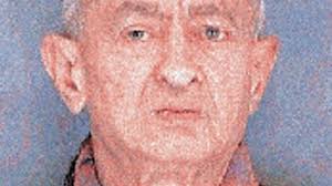 After being suspect of murdering his wife and best friend, he disguised himself as a mute woman to escape the media and police. Why Robert Durst Killed His Neighbor In His Own Words Abc News