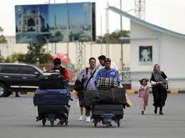 Kabul airport is overrun with those trying to flee afghanistan and taliban regime. Yh0e9yakgdilm
