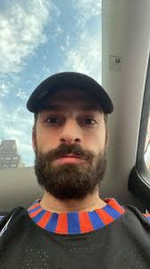 Haven't shaved since the Knicks playoff run started. Don't think I'm  shaving tonight.