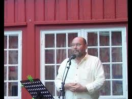 Hans første album toffa ble gitt ut i 1980 med tekster om en oppdiktet stavangergutt med. Svein Tang Wa Det Har Vel Ingenting A Sei Youtube