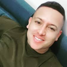 Dario Serna's Instagram, Twitter & Facebook