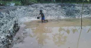 Campuran setengah bagian cuka dan setengah bagian air sesuai isi panci air atau cerek dengan campuran air dan cuka hingga merendam bagian yang berkerak. Tujuan Dan Manfaat Pengapuran Pada Kolam Ikan Ilmu Pengetahuan Dasar