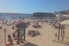 Enjoy the unforgettable experience of visiting the estadio discover all their players, coaches, presidents, shirts and sevilla fc's most important trophies : Cadiz A Day Trip From Seville To The Beach Trvlmrk