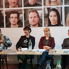 Ich bin, weil Du bist“: Landestheater Schwaben stellt Programm für die  Spielzeit 2023/2024 vor