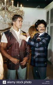 Trouver la rudolph moshammer photo idéale une vaste collection, un choix incroyable, plus de 100 millions d'images ld et dg abordables de haute qualité. Bonus Ep Fashion Victims Wine Crime