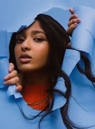 Richa moorjani es kamala la prima incómoda de devi es interpretada por la actriz richa moorjani. 78 Ideas De Yo Nunca Series Netflix Mindy Kaling