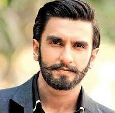 Oval Facial Shapes On Men Can Also Pull Of Any Hairstyle Because It Is Still The Ideal Shape Being 1 1 In 2021 Decent Hairstyle Mens Hairstyles Mens Modern Hairstyles
