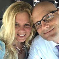 Correo electrónico y teléfono de Jenna Johnson