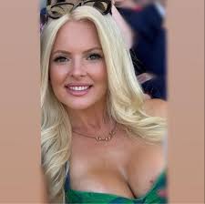 So I have 2 different kinds what one is best for stings n swelling please  one has certirizine rage the other acrivastine :/