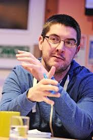 Daniel Forsyth's Instagram, Twitter & Facebook