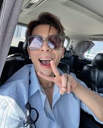 German 古淖文- Chuir German 古淖文grianghraf nua suas