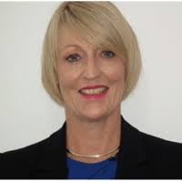 Paula Dwyer — Reviews & Property Sales