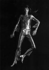 Skorver1 has uploaded 50702 photos to flickr. Paco Rabanne Formidable Magazine Style