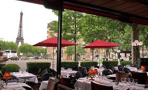Chez Francis Restaurant Paris Paris Restaurants Paris Patio Umbrella