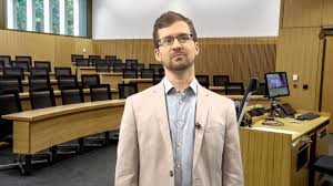 Cambridge Judge Business School Business Analytics Decision Making Using Data Online Youtube
