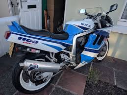 Suzuki Gsxr 1100 1992 Oil Cooled Motorbike Suzuki Gsxr Gsxr 1100 Suzuki