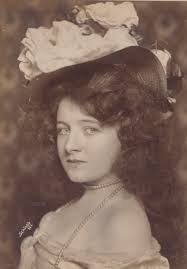 FRANCES STARR : THEATRE STAR : PHOTO BY JACOB SCHLOSS : NEW YORK : CABINET  CARD