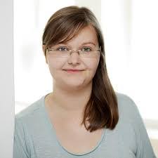 Sarah Krohn's Instagram, Twitter & Facebook