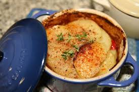 Gratin De Pommes De Terre Et Chorizo En Petite Cocotte Food Recipes Entertaining Recipes Cocotte Recipe