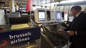 Brussels airlines commence à opérer en mars 2007, notamment avec 4 en décembre de la même année, brussels airways est acceptée au sein de l'alliance star alliance. Brussels Airlines Conseille A Ses Voyageurs D Enregistrer Leur Bagage La Veille