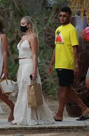 He is currently in a relationship with his loving girlfriend, perrie edwards. Perrie Edwards And Alex Oxlade Chamberlain Hit Beach Bar On Romantic Break Mirror Online