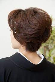 黒留袖に合うヘアスタイル50選 子供の結婚式や特別な日の髪型 カウモ 着物 髪型 ショート 留袖 ヘアスタイル 髪型