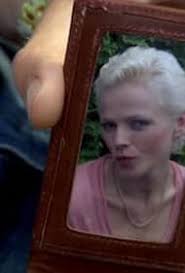 Shameless" The Garden Competition (TV Episode 2005)