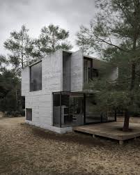 1 2 H3 House Luciano Kruk Architecture House House Design Concrete Houses